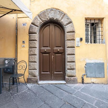 Casa San Paolino Dentro Le MuraElegant Flat Wifi E Selfcheckin Lucca Exterior foto