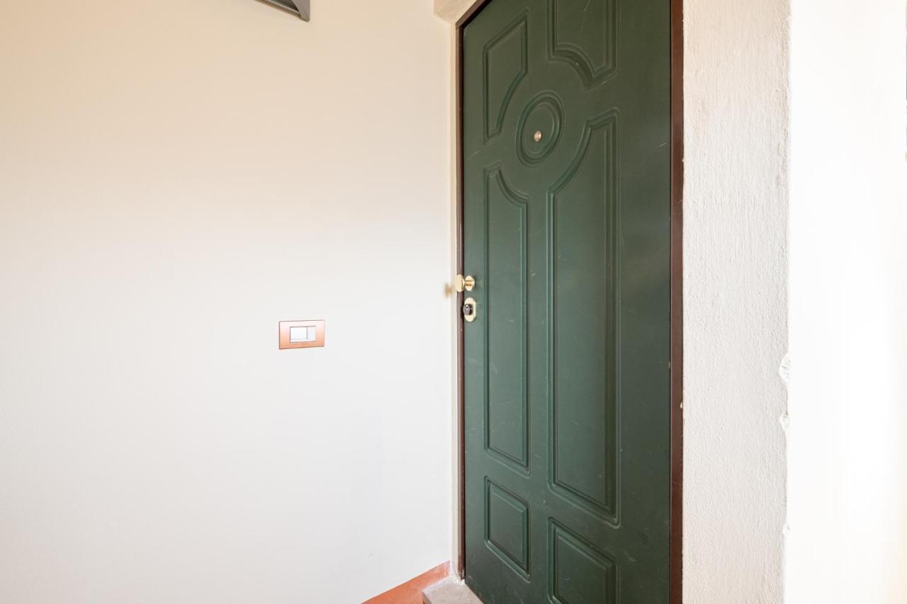 Casa San Paolino Dentro Le MuraElegant Flat Wifi E Selfcheckin Lucca Exterior foto