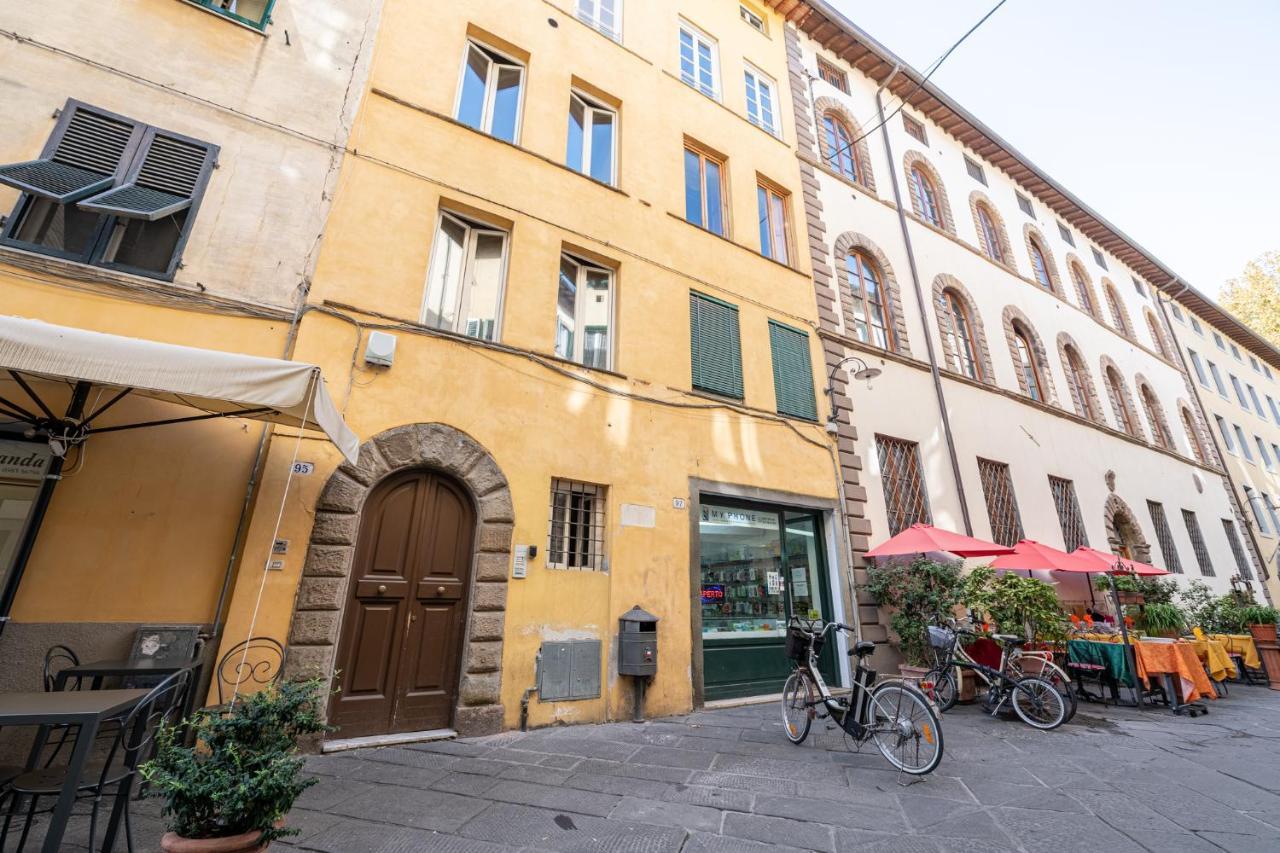 Casa San Paolino Dentro Le MuraElegant Flat Wifi E Selfcheckin Lucca Exterior foto